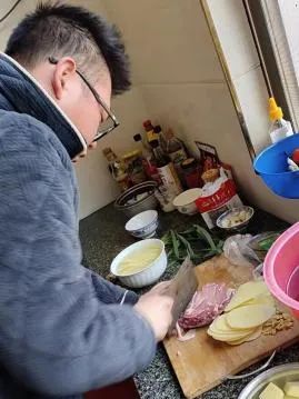 家务体验2.jpg 家务体验2.jpg