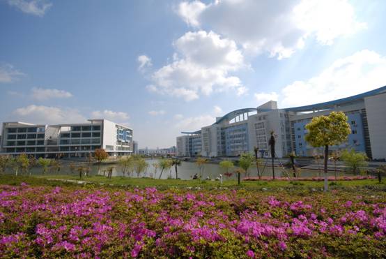 XiGua:Users:rosshu:Desktop:简章单页-资料:浙江海洋大学照片_1:2.jpg